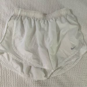Nike Shorts, M, White